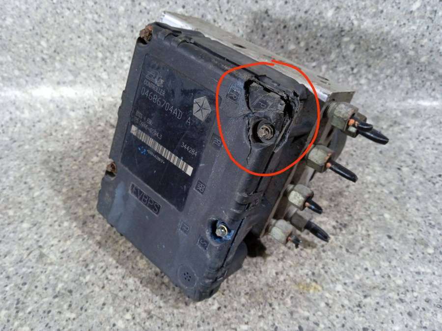 Блок ABS к Chrysler Voyager 2006