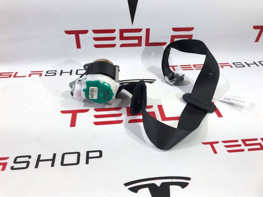 Ремень безопасности к Tesla Model X 2017