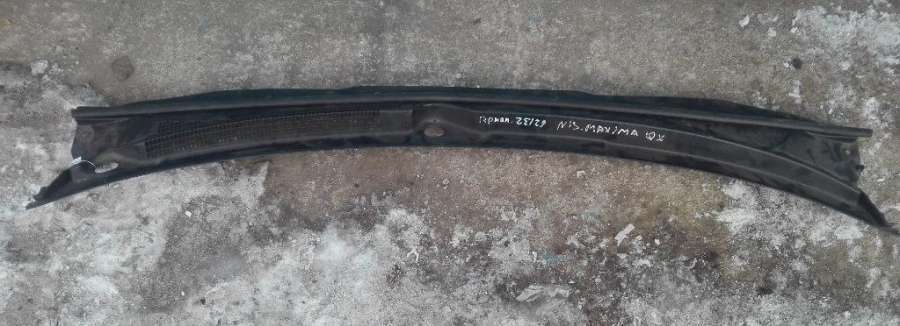 Дождевик к Nissan Maxima 1998