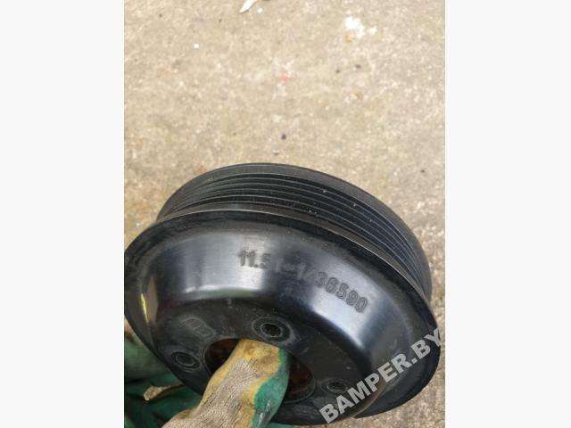 Шкив помпы к BMW 5 2001