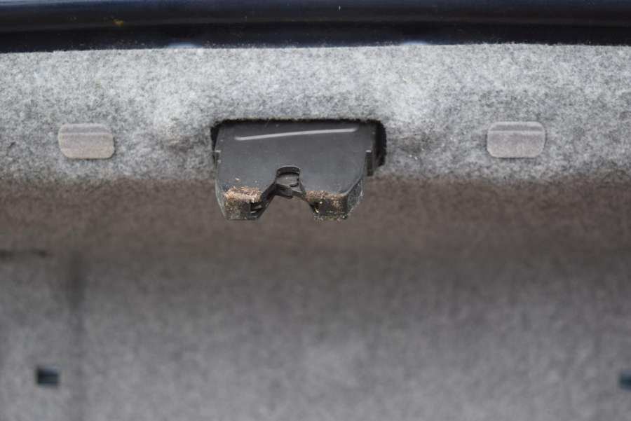 Замок багажника к Volvo S80 2000