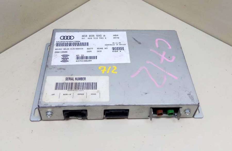 Панель управления магнитолой к Audi A6 2006