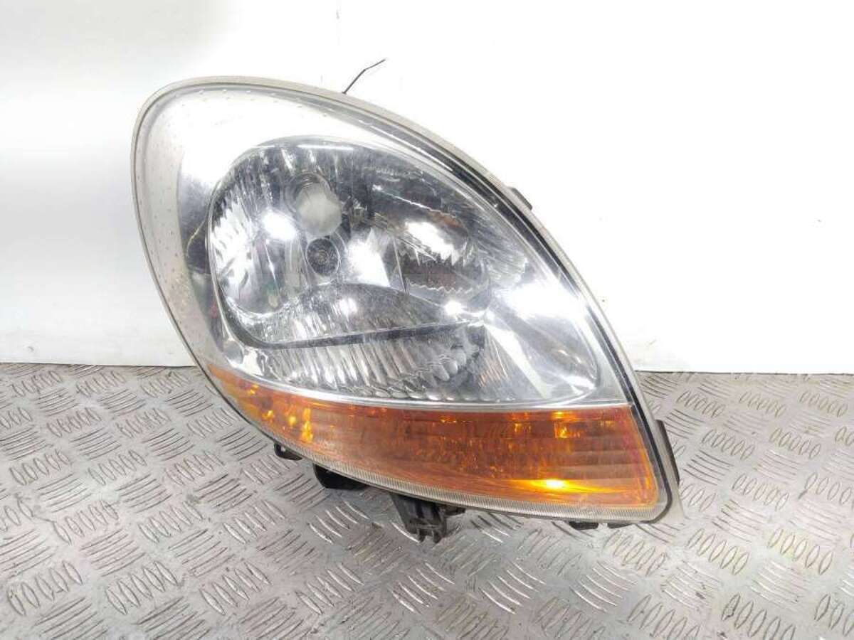 Фара правая к Renault Kangoo 2005