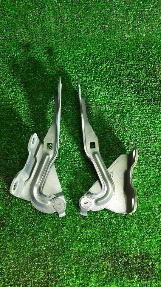 Петля капота к Mazda CX-9 2008