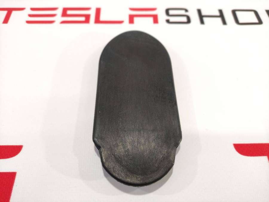 Заглушка к Tesla Model 3 2019