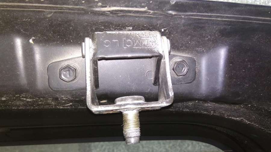 Петля крышки багажника к Hyundai Getz 2006