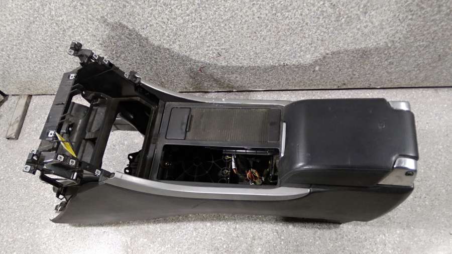 Подлокотник к Land Rover Range Rover Sport 2007