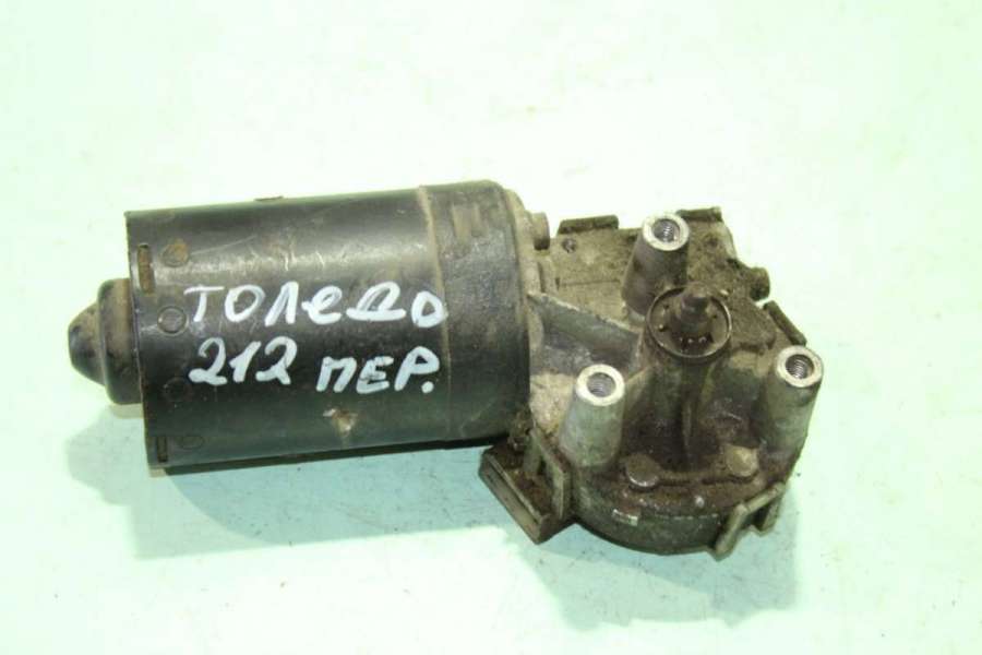 Моторчик стеклоочистителя  к SEAT Toledo 1995