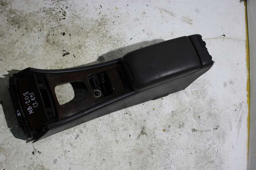 Подлокотник к Mercedes-Benz C-klasse 2002