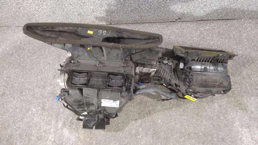 Корпус отопителя (печки) к Volkswagen Passat 2008