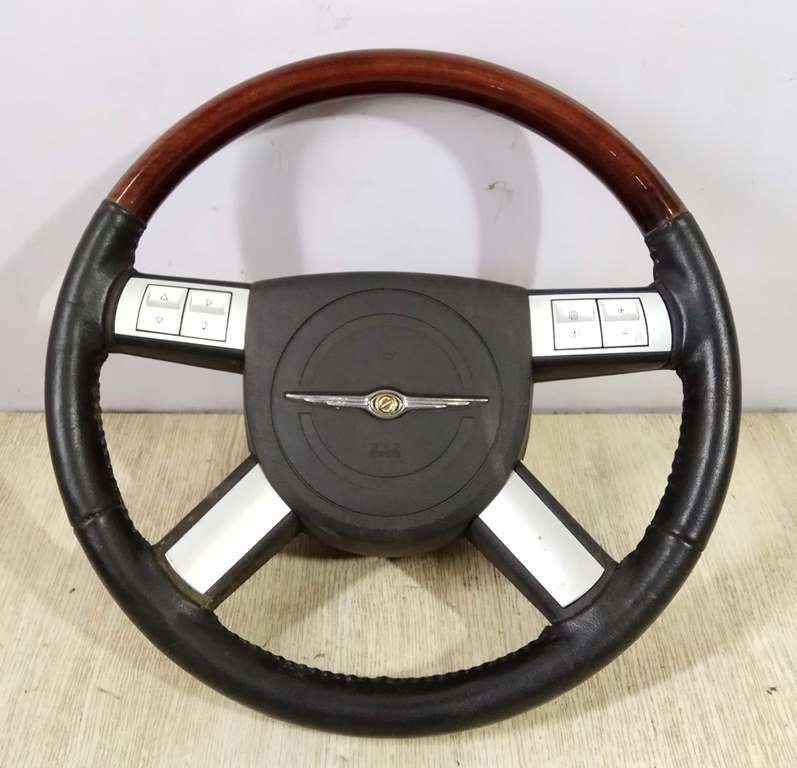 Руль к Chrysler 300C 2005