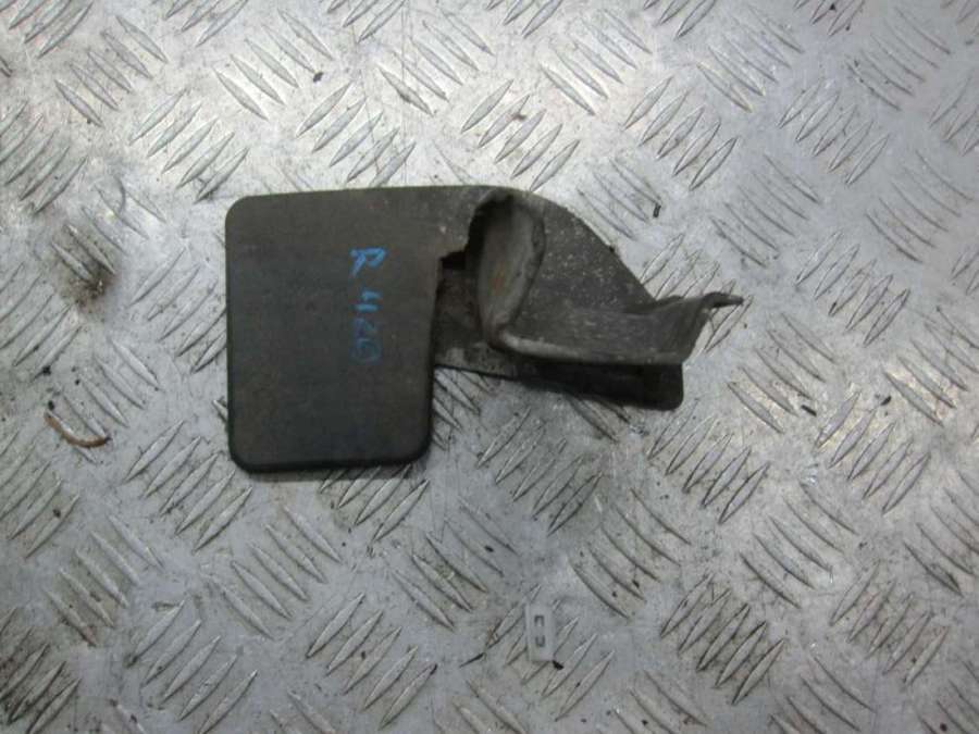 Брызговик к Toyota Prius 2005
