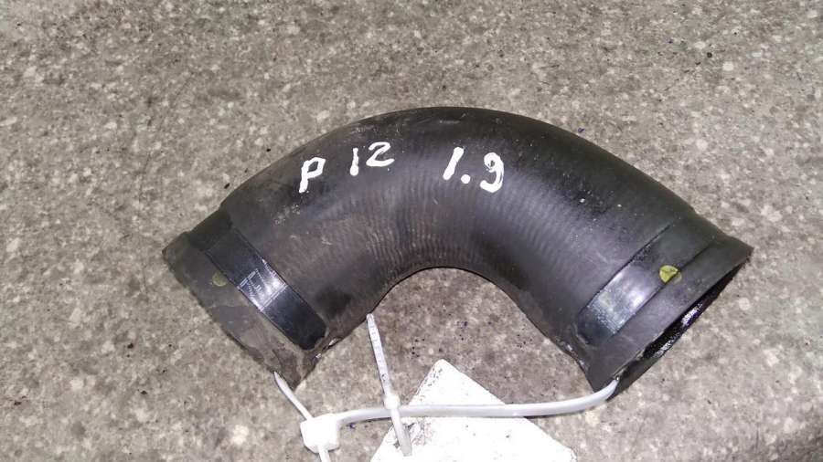 Патрубок интеркулера к Nissan Primera 2005