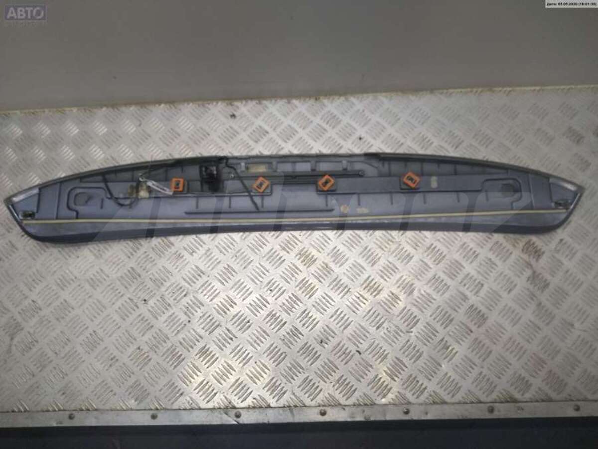 Спойлер к Mercedes-Benz E-klasse 2004