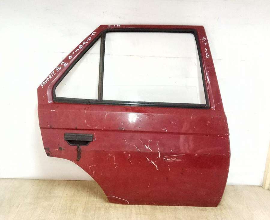 Пепельница к Skoda Favorit 1994