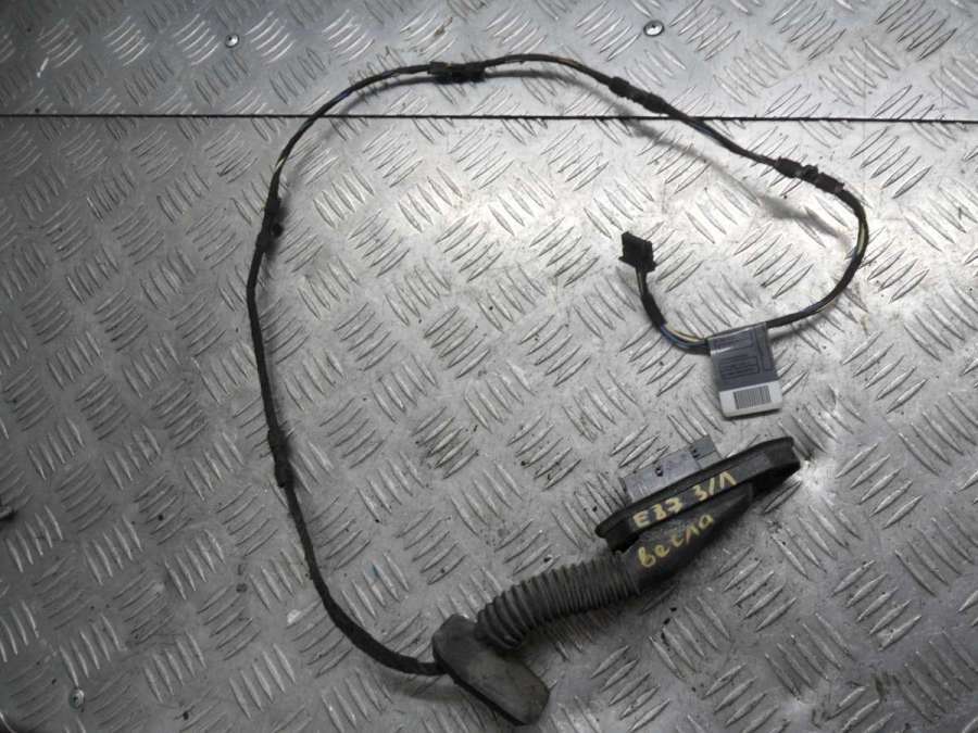 Проводка двери к BMW 1 series 2008
