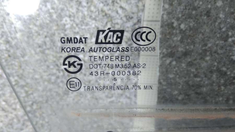 Стекло двери передней правой к Chevrolet Lacetti 2007