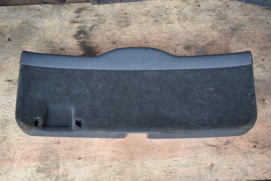 Обшивка крышки багажника к Volvo V50 2007