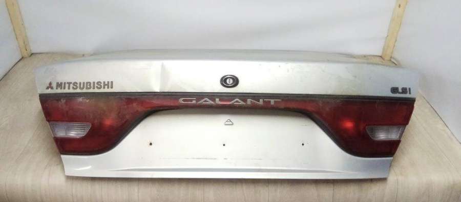 Бленда к Mitsubishi Galant 1995