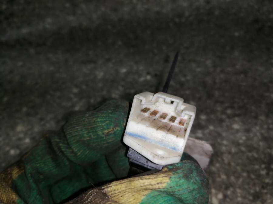 Кнопка стеклоподъемника к Honda Civic 1998