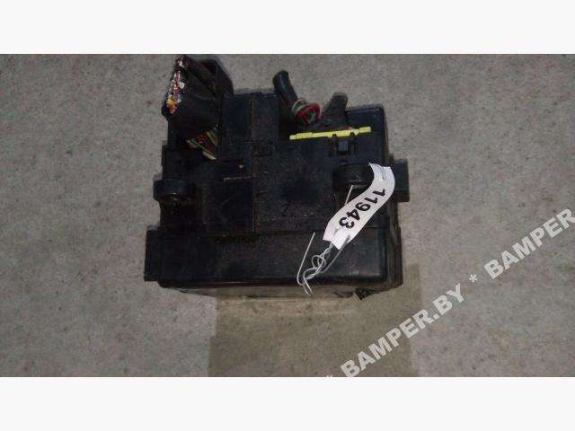 Блок предохранителей к Mazda 323 1996