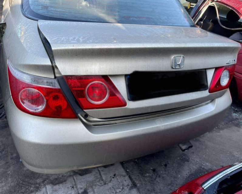 Фонарь крышки багажника правый к Honda City 2007