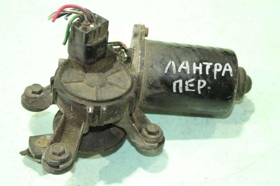 Моторчик стеклоочистителя  к Hyundai Lantra 1994