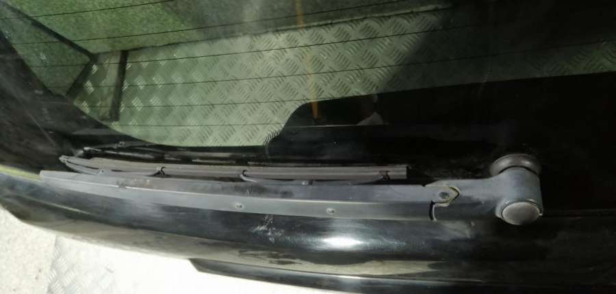 Щеткодержатель задний к Land Rover Range Rover Sport 2007