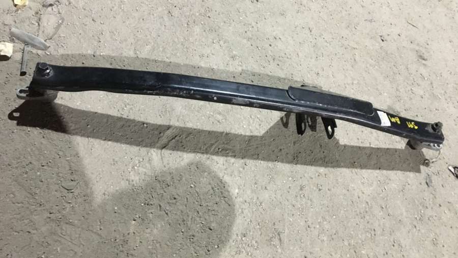 Распорка стоек к Volvo S60 2008