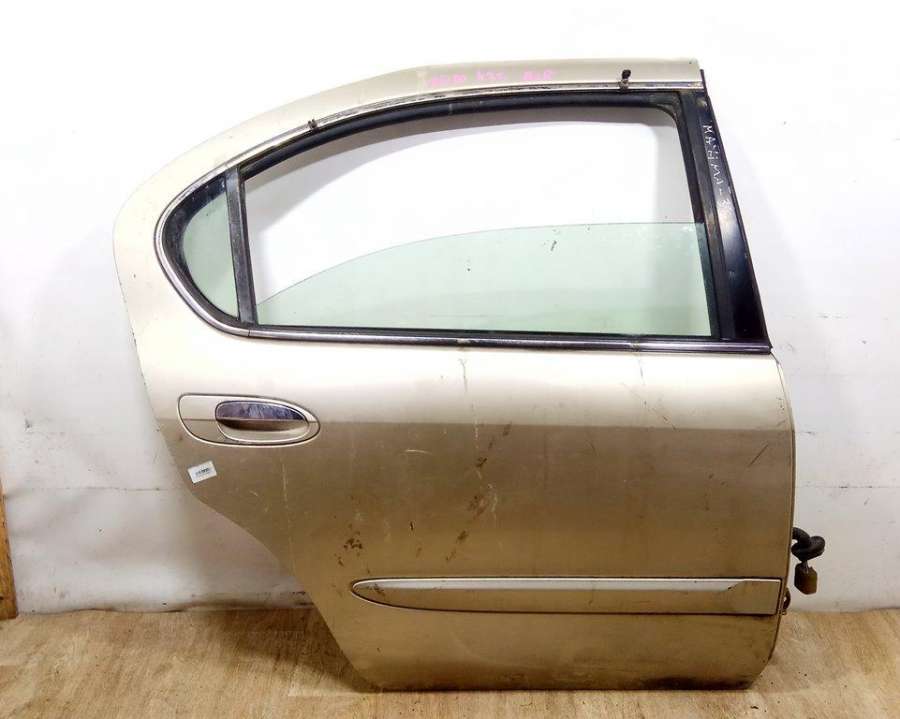 Ограничитель открывания двери к Nissan Cefiro 2001