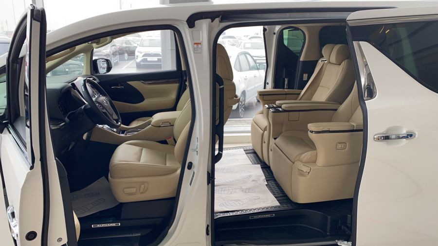 Toyota Alphard 2021 Rowen