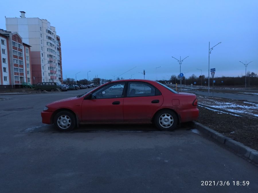 Mazda 323 V (BA), 1994