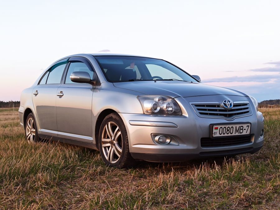 Toyota avensis 2003-2006. Тойота авенсис t250 рестайлинг. Avensis t250 2. Авенсис т250 отзывы. Тойота авенсис седан 2003.