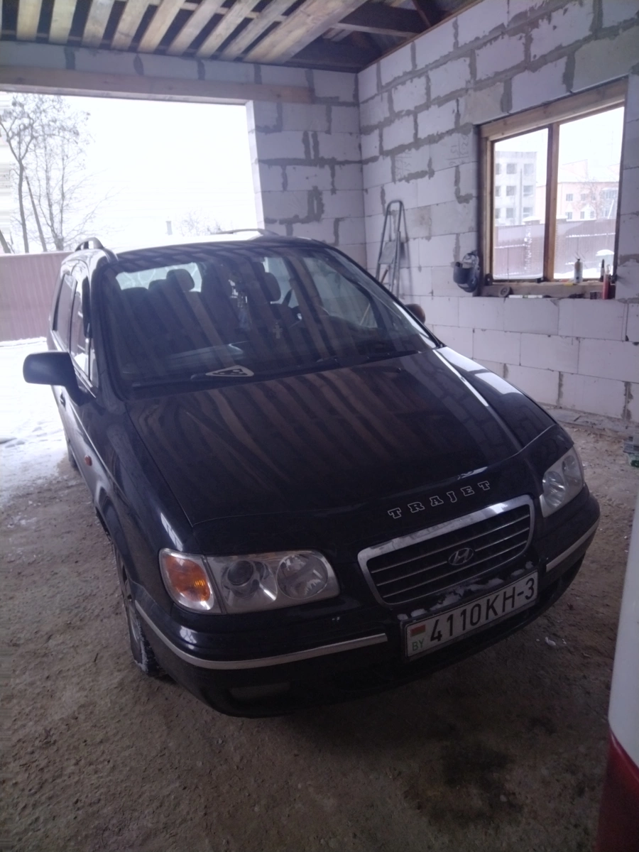 Hyundai Trajet I, 2001