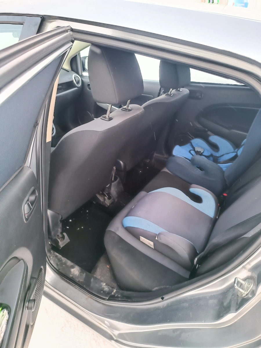 Mazda 2 II (DE), 2009
