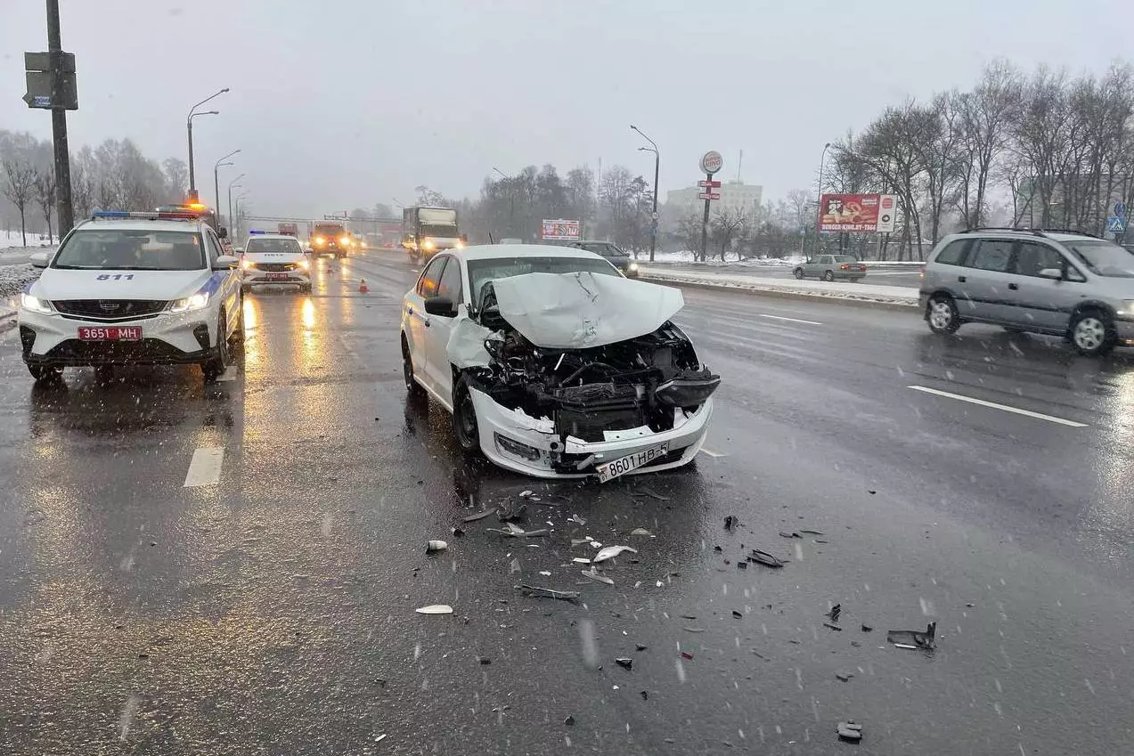 На Партизанском проспекте травмированы два пассажира Volkswagen
