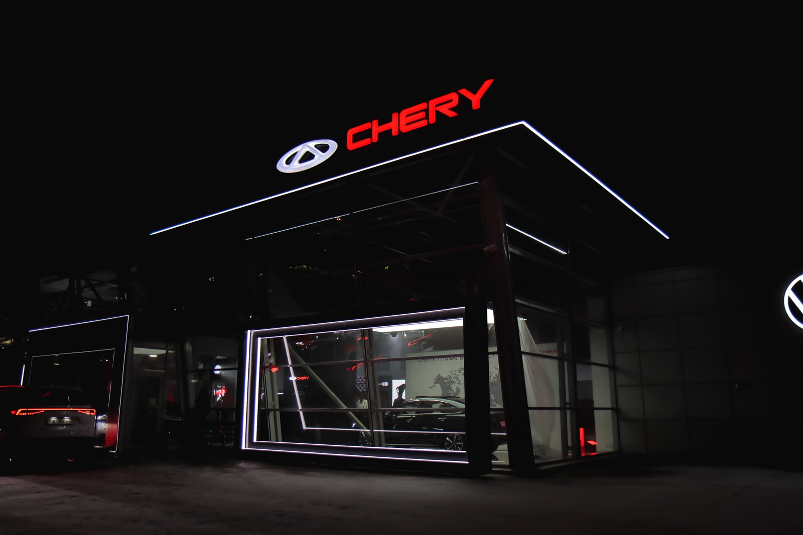 Новый автосалон Chery открылся в Минске