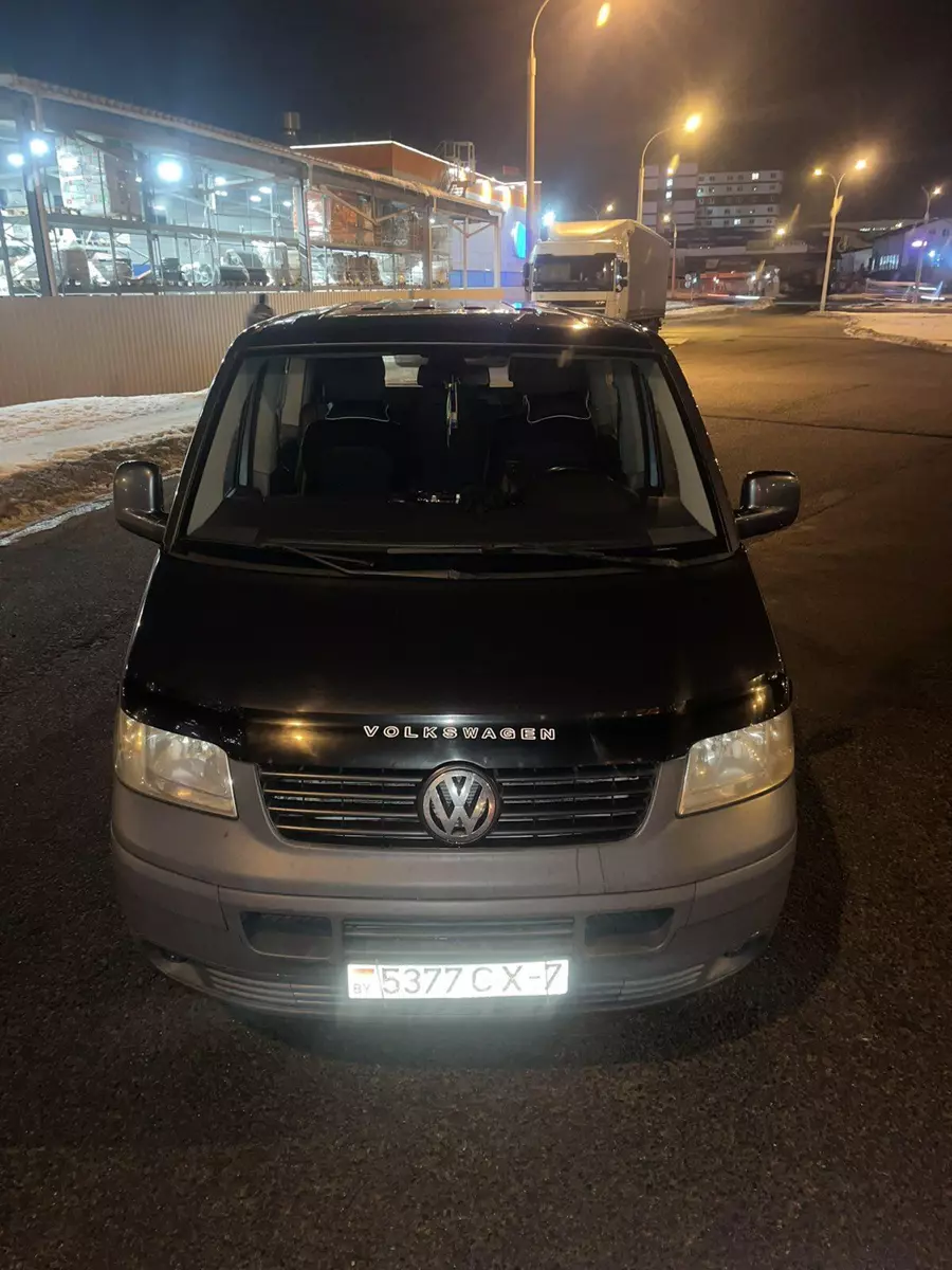 Volkswagen Caravelle T5, 2008