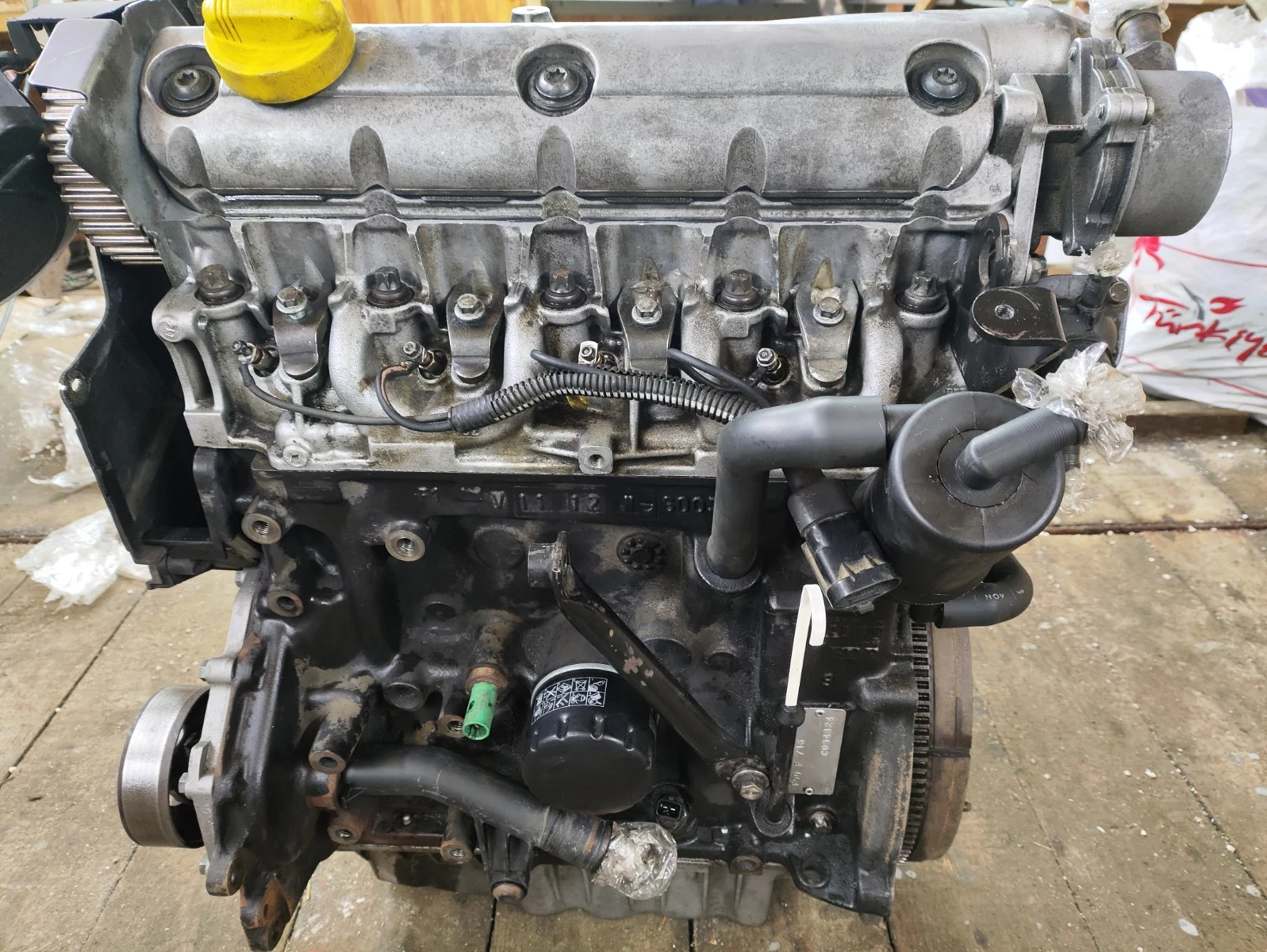 Двигатель к Renault Laguna 1999