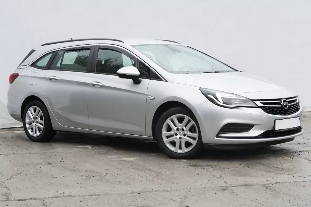 Opel Astra K, 2018
