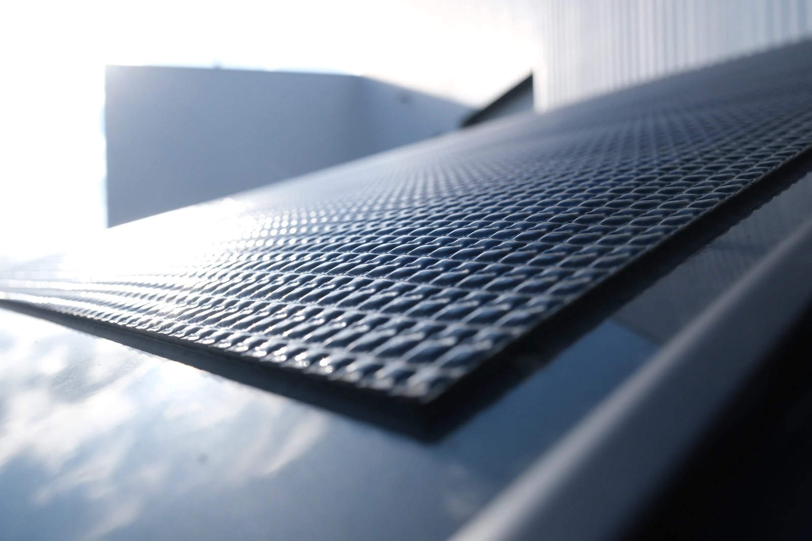 OPES Solar Mobility откроет в Германии производство фотоэлектрических модулей для автопрома