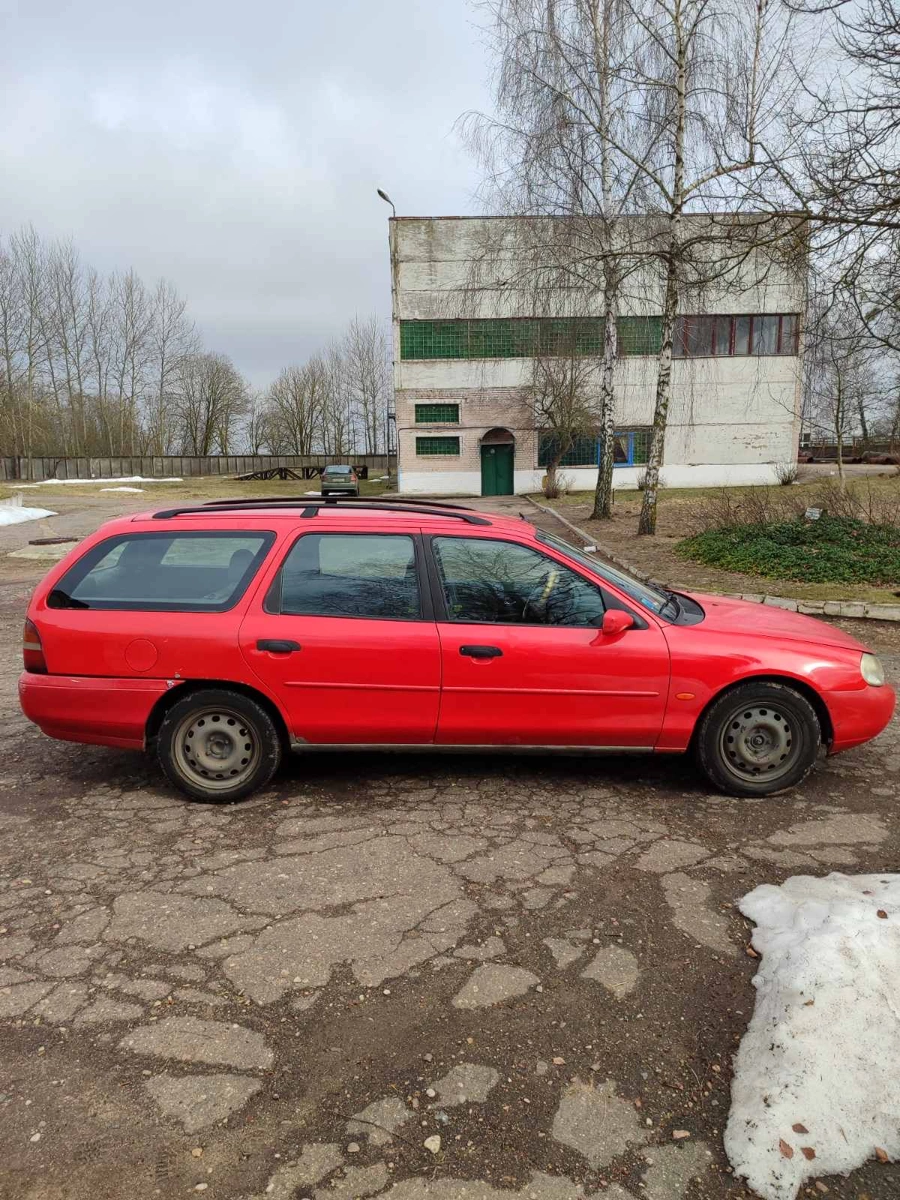 Ford Mondeo II, 1999