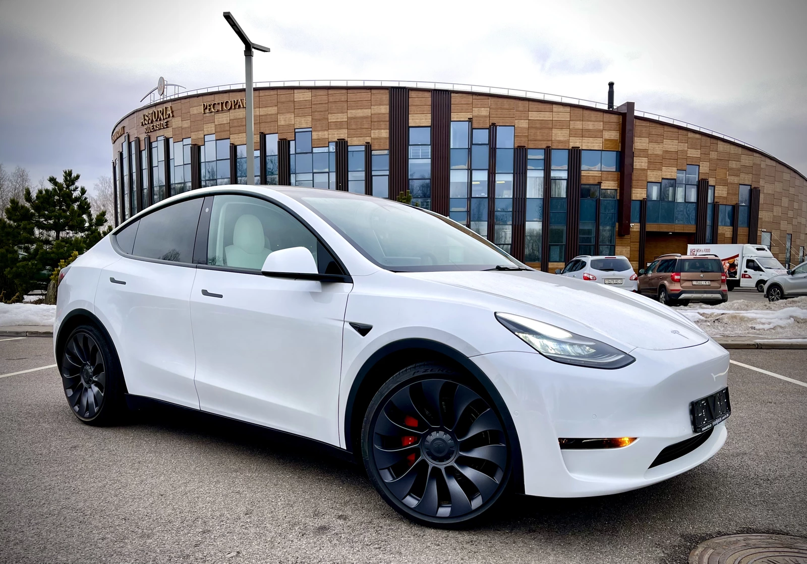 Tesla Model y I, 2020