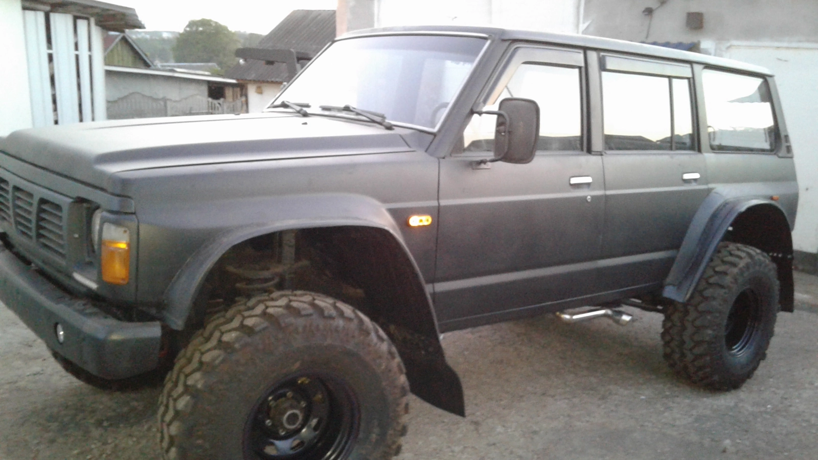 Nissan Patrol IV (Y60), 1991
