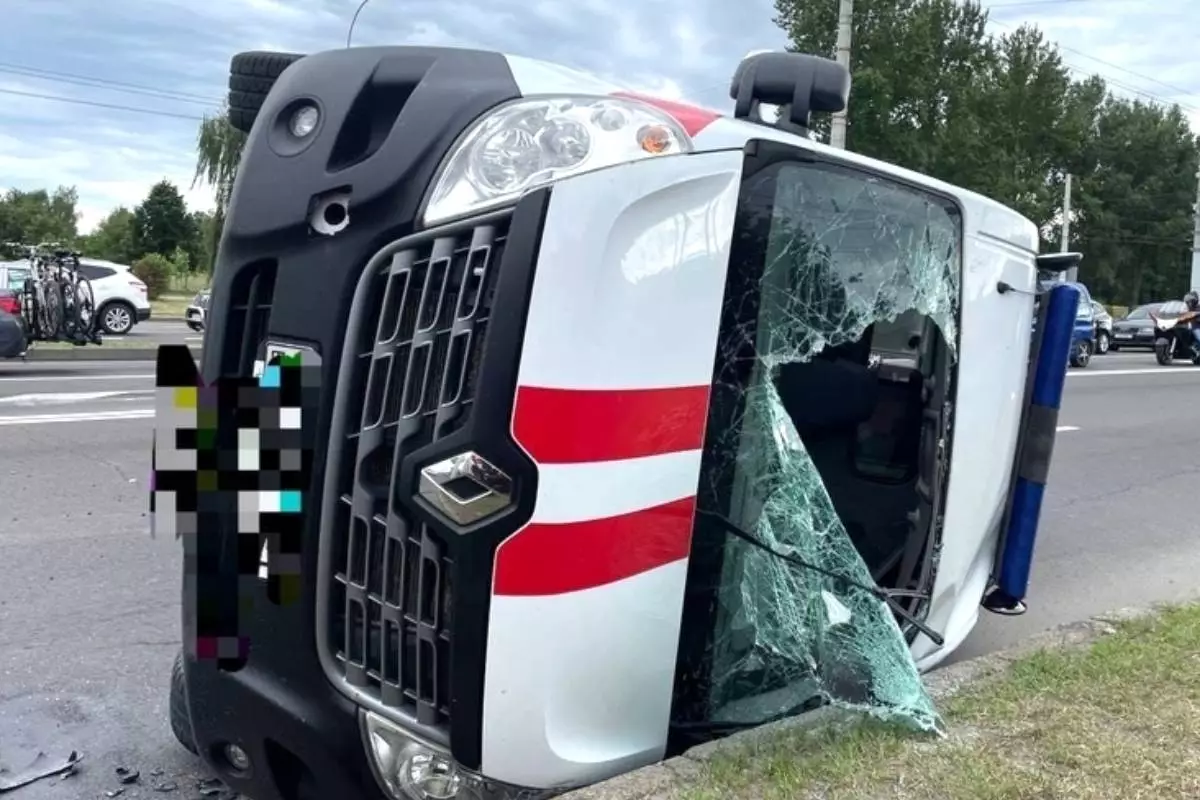 В Бресте водителя осудили за аварию с автомобилем скорой помощи