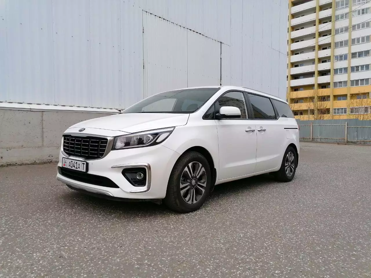 Kia Carnival III, 2018