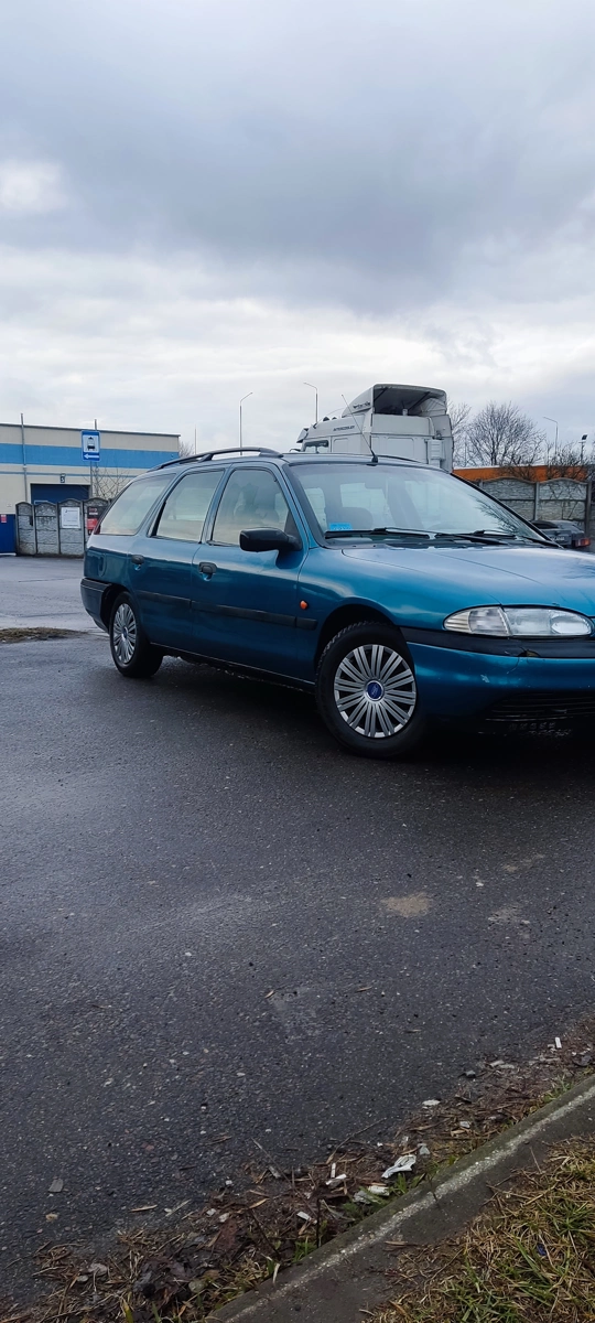 Ford Mondeo I, 1993