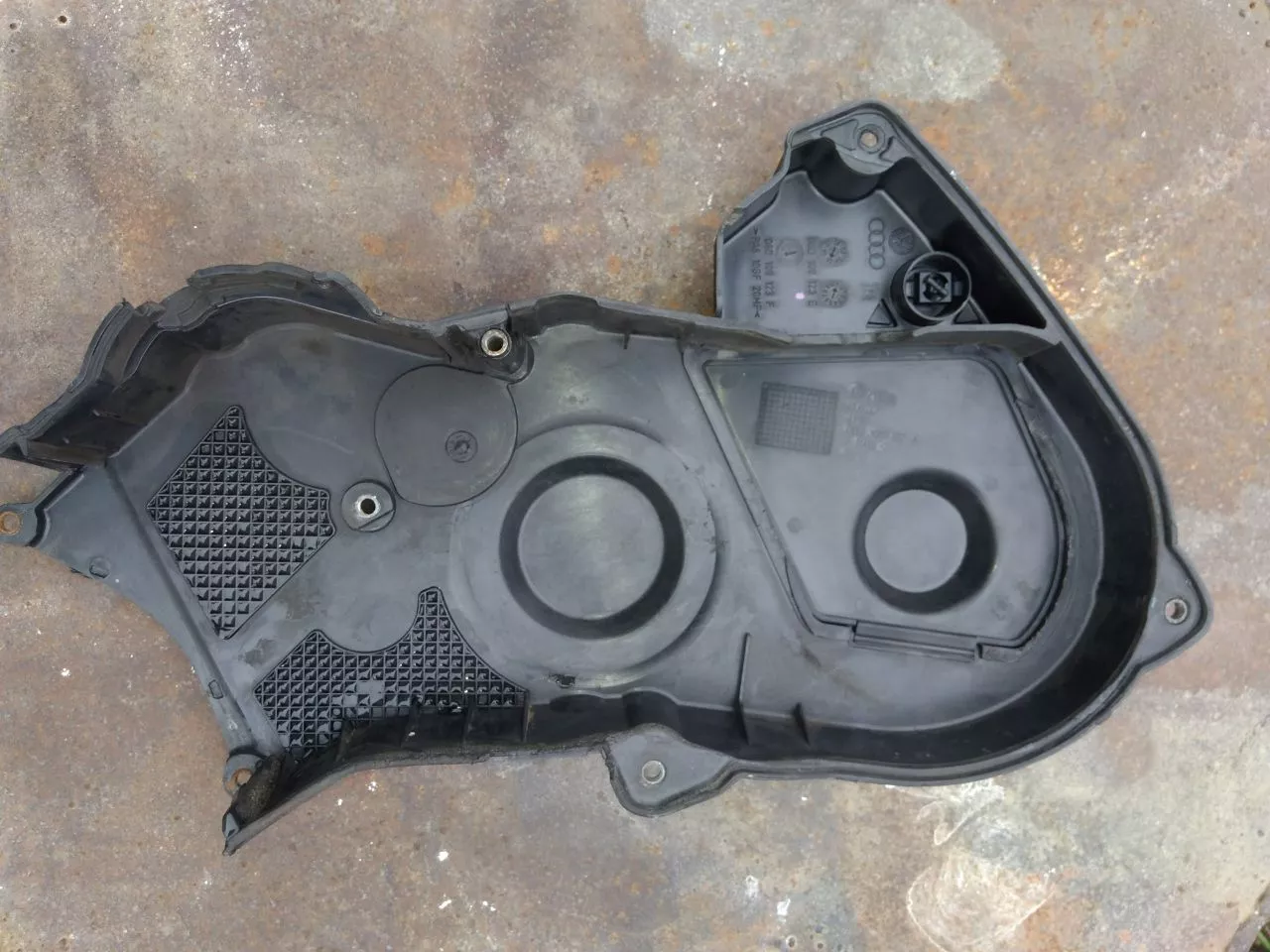 Кожух к Audi A4 2005