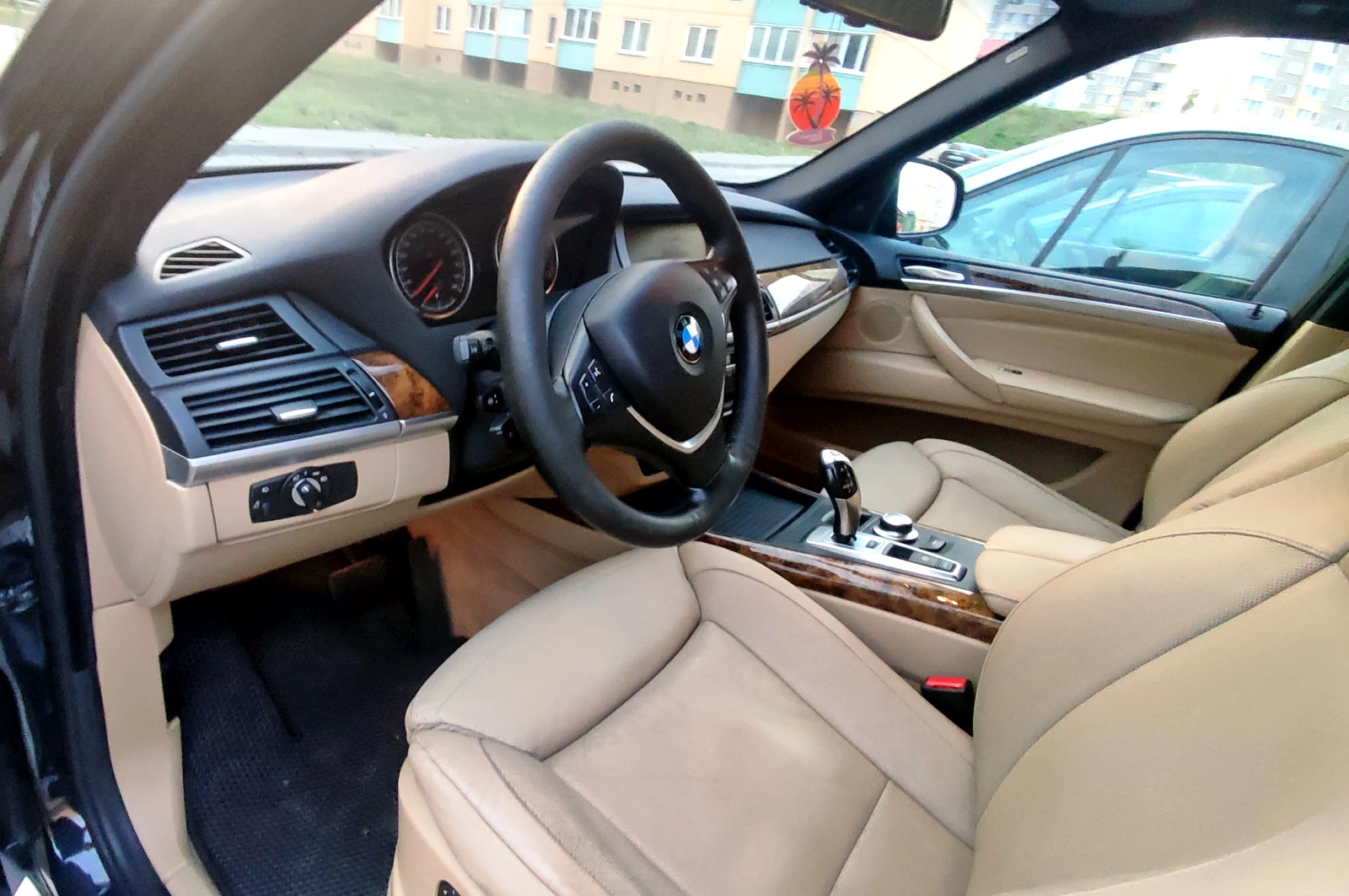Салон BMW X5 E70