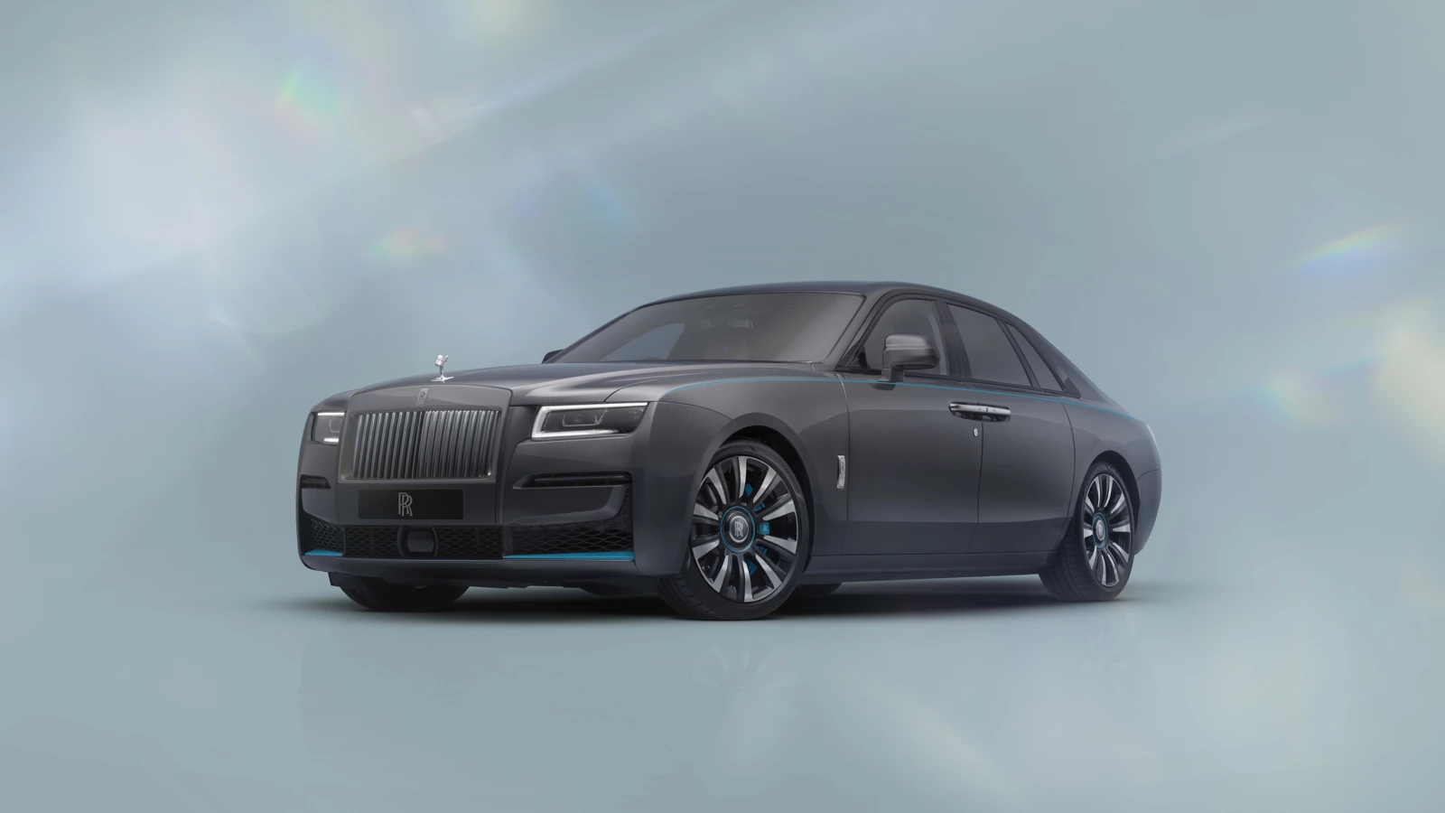 Rolls-Royce создал ограниченную серию роскошных авто Ghost Prism